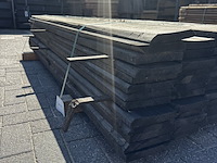 Ca. 77x vuren plank fijn bezaagd, zwart , 2,2 x 15 x 200 cm - afbeelding 3 van  3