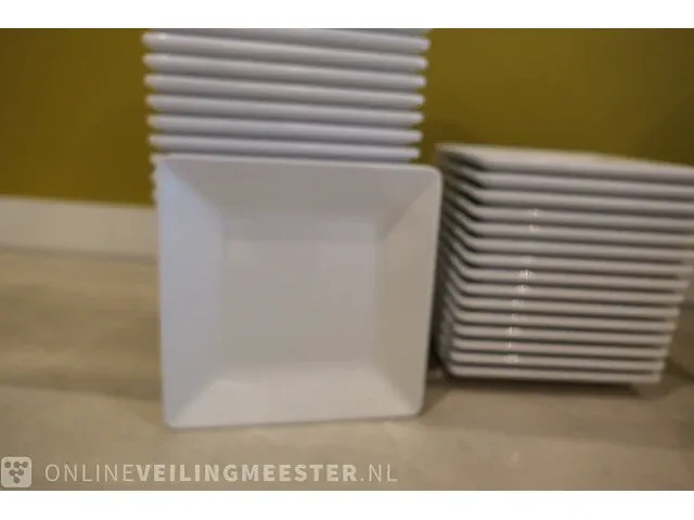 Ca. 79x diverse serveerschalen met ca. 24x diverse kommen - afbeelding 6 van  9