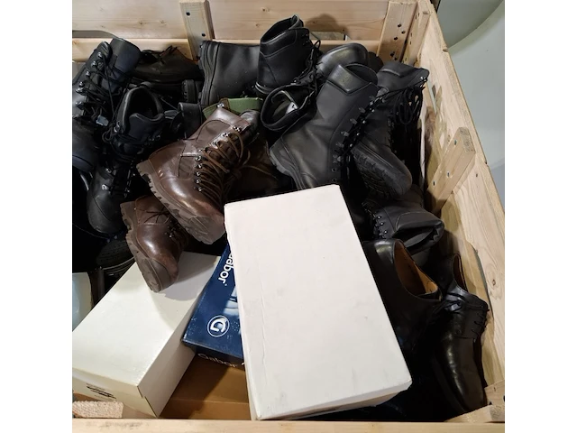 Ca. 79x paar diverse schoenen, o.a. haix, meindl - afbeelding 7 van  7