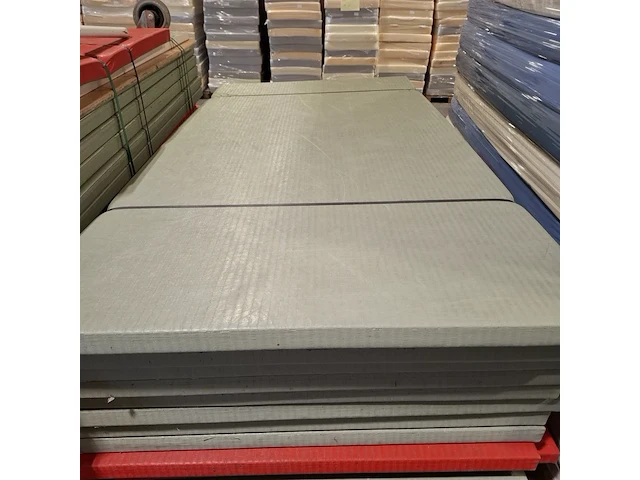 Ca. 79x sportmat en 1x mattenwagen - afbeelding 4 van  8