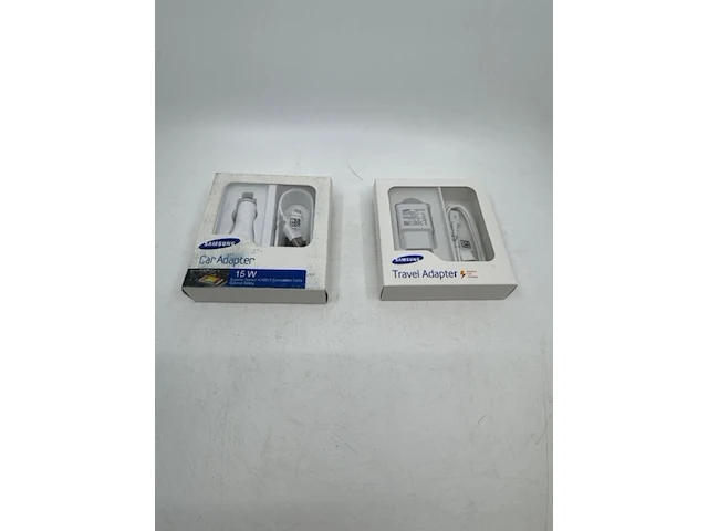 Ca. 800x thuislader en circa 60x autolader samsung - afbeelding 1 van  7