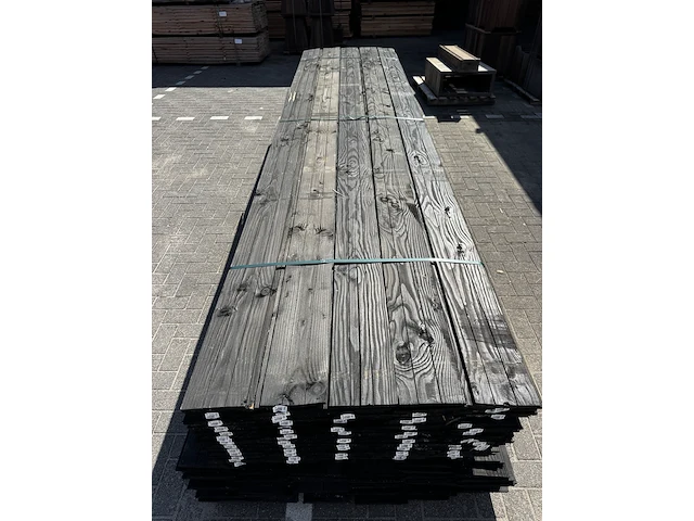 Ca. 80x douglas zweeds rabat - zwart (ral9005) gedompeld - afbeelding 1 van  3