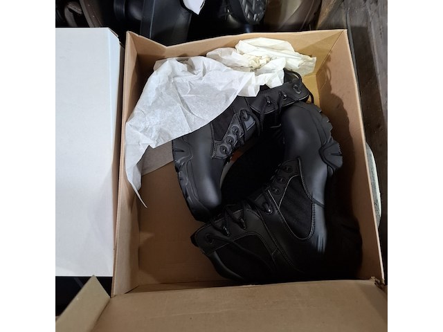 Ca. 80x paar diverse schoenen - afbeelding 8 van  8