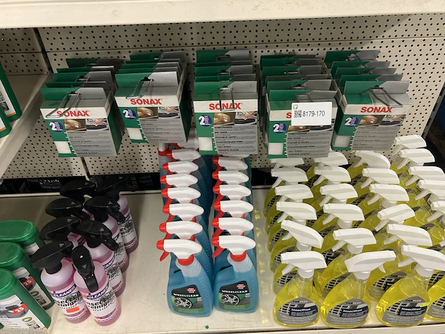 Ca. 80x partij sonax bo cleaner valma carplus producten. - afbeelding 1 van  5