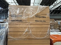 Ca. 80x pir dakplaat 1200x600x50mm rd:2.25(=0,72m²) recticel, eurothane silver - afbeelding 3 van  4