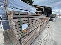 Ca. 81x angelim pedra regels fijnbezaagd, 55x105mm, lengte 250cm - afbeelding 2 van  3