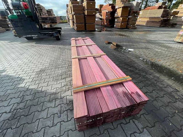 Ca. 81x purple heart vlonderplanken, 21x145mm, lengte 365cm - afbeelding 1 van  4