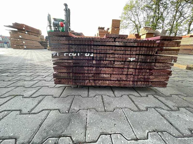 Ca. 81x purple heart vlonderplanken, 21x145mm, lengte 365cm - afbeelding 3 van  4