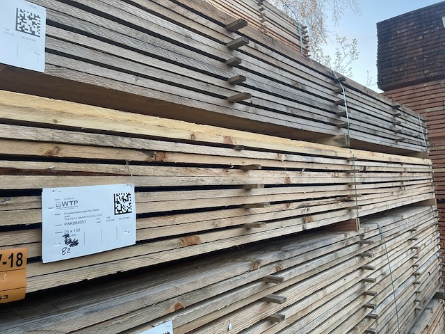 Ca. 82x douglas planken fijnbezaagd, 25x150mm, lengte 400cm - afbeelding 4 van  4