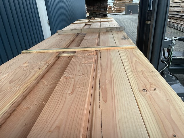 Ca. 82x douglas wisselsponning/halfhoutsrabat, 18x190mm, lengte 500cm - afbeelding 1 van  3