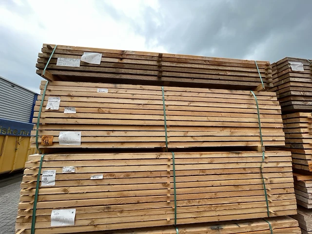 Ca. 84x douglas balken fijnbezaagd, 50x150mm, lengte 300cm - afbeelding 4 van  4
