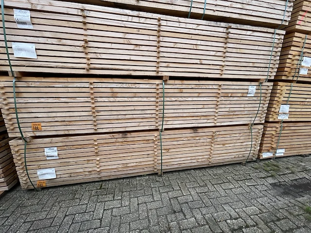 Ca. 84x douglas balken fijnbezaagd, 50x150mm, lengte 400cm - afbeelding 4 van  4