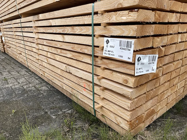 Ca. 84x douglas balken fijnbezezaagd, 50x150mm, lengte 400cm - afbeelding 4 van  4