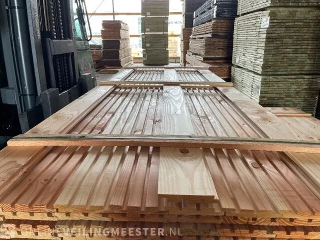 Ca. 84x douglas design (tripple) profiel , 22x140mm, lengte 300cm - afbeelding 1 van  3