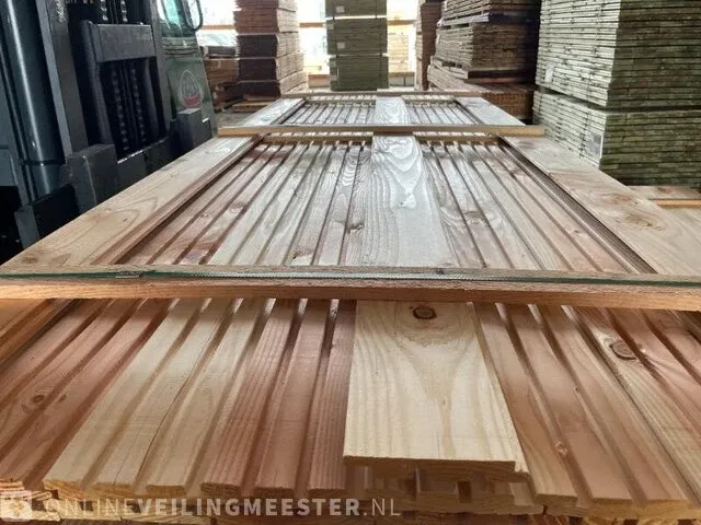 Ca. 84x douglas design (tripple) profiel , 22x140mm, lengte 300cm - afbeelding 1 van  3
