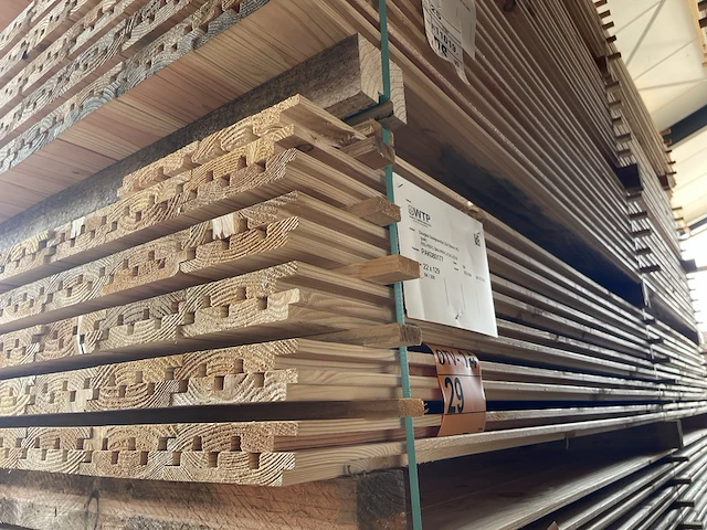 Ca. 84x douglas design/triple/deens profiel, 22x142mm, lengte 300cm - afbeelding 4 van  4