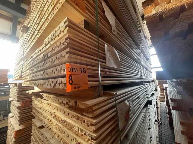 Ca. 84x douglas design/triple/deens profiel, 22x142mm, lengte 400cm - afbeelding 4 van  4