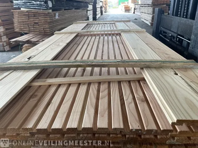 Ca. 84x douglas design/tripple/ deens rabat, 22x140mm, lengte 400cm - afbeelding 1 van  3