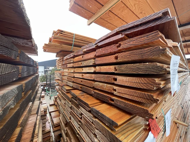 Ca. 84x douglas wisselsponning/halfhoutsrabat, 18x190mm, lengte 500cm - afbeelding 3 van  3