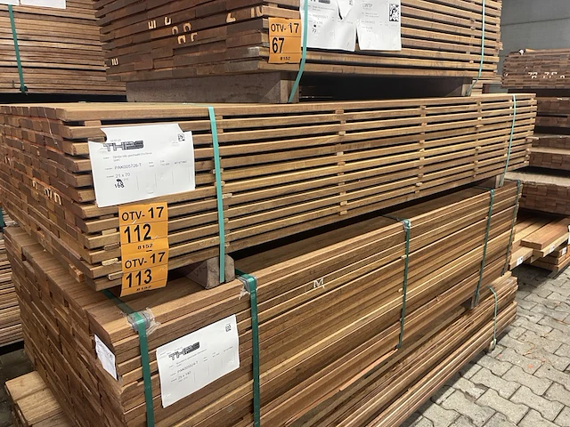 Ca. 84x guyana ipé planken geschaafd, 21x70mm, lengte 215cm - afbeelding 4 van  4