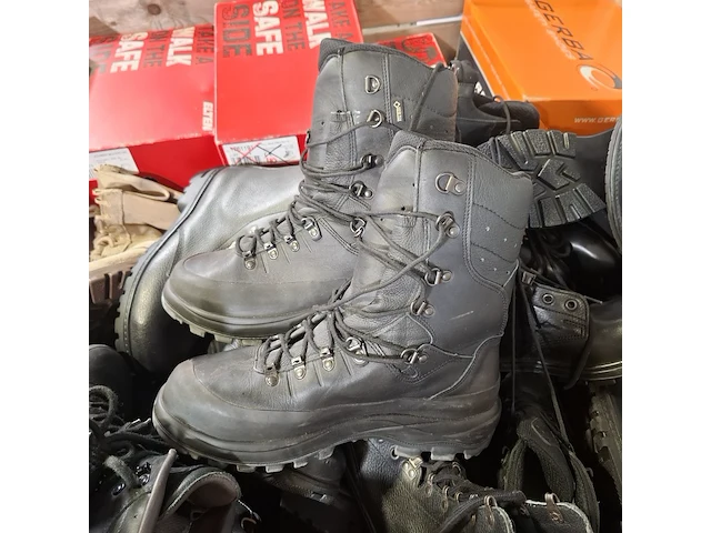 Ca. 84x paar diverse schoenen, o.a. meindl, elten - afbeelding 4 van  7