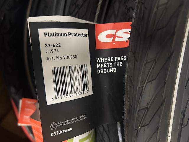 Ca. 85x diverse fietsbanden, buitenbanden, w.o. continental, schwalbe, cst - afbeelding 8 van  10