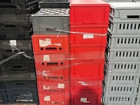 Ca. 85x diverse kunststof stapelbakken - afbeelding 2 van  11