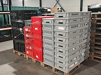 Ca. 85x diverse kunststof stapelbakken - afbeelding 4 van  11