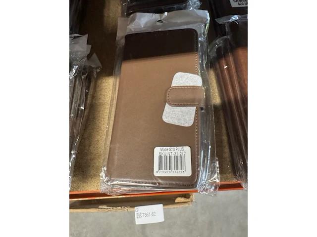 Ca. 85x telefoonhoesje, zwart en bruin - afbeelding 10 van  12