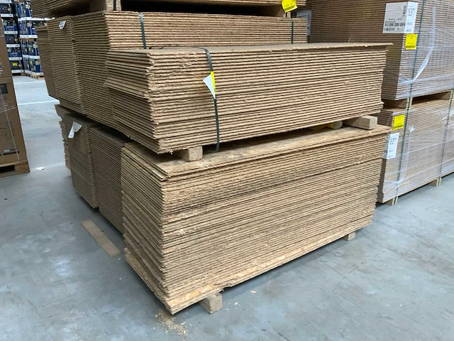 Ca. 875m2 osb 1690x634x15mm - afbeelding 2 van  9