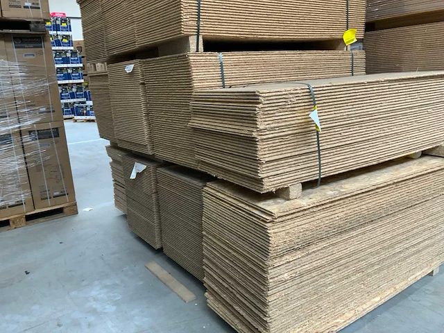 Ca. 875m2 osb 1690x634x15mm - afbeelding 4 van  9