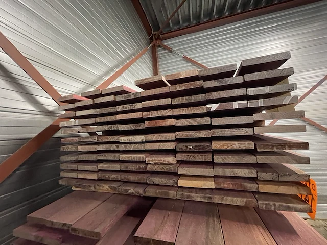 Ca. 87x purple heart planken geschaafd, 21x120mm, lengte 185cm - afbeelding 3 van  3