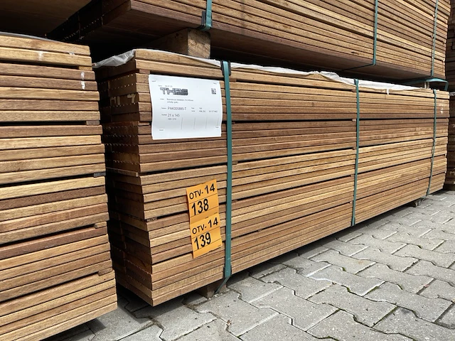 Ca. 89x guyana teak vlonderplanken, 21x145mm, lengte 215cm - afbeelding 4 van  4