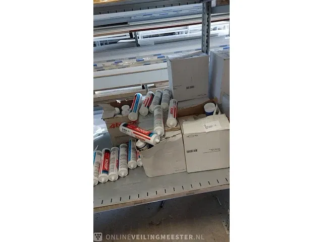 Ca. 8x doos a 12 stuks siliconenkit o.a. 4tecx en bouwcenter, wit - afbeelding 1 van  6