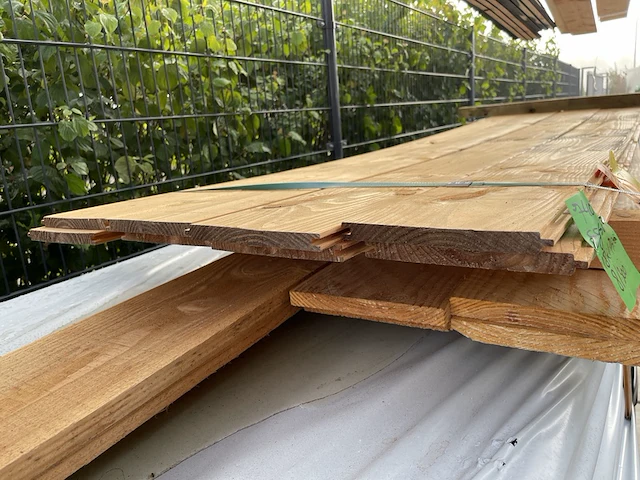 Ca. 8x douglas veer en groef, 18x190mm, lengte 300cm - afbeelding 3 van  3