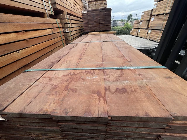 Ca. 90x massaranduba damwand- / paardenbox profiel, 28x200mm, lengte 250cm - afbeelding 1 van  3