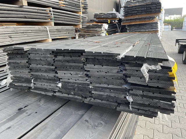 Ca. 90x zweeds rabat zwart gecoat, 16x195mm, lengte 300cm - afbeelding 2 van  3
