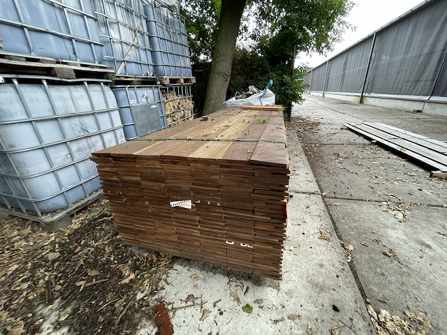 Ca. 91x guyana ipé planken geschaafd, 16x140mm, lengte 300cm - afbeelding 3 van  3