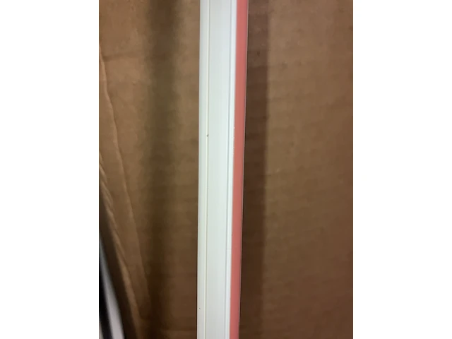 Ca. 940x kabelgoot met plakrand 1x1x200 cm - afbeelding 2 van  4