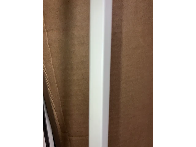 Ca. 940x kabelgoot met plakrand 1x1x200 cm - afbeelding 3 van  4