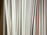 Ca. 940x kabelgoot met plakrand 1x1x200 cm - afbeelding 1 van  4