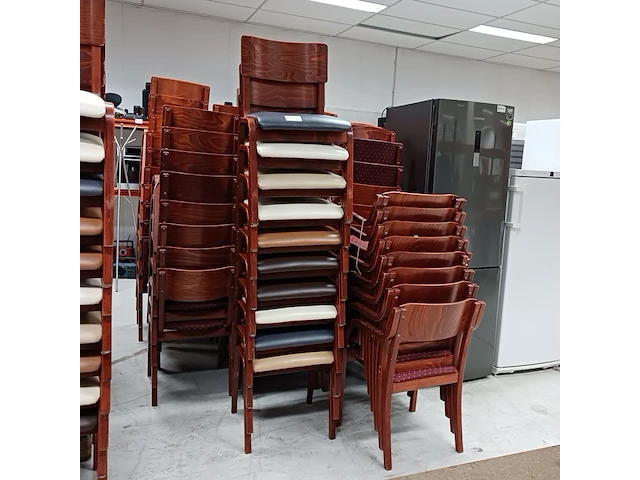 Ca. 94x stapelbare stoel - afbeelding 2 van  11