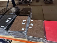 Ca. 94x tablethoes samsung, diverse kleuren - afbeelding 10 van  13
