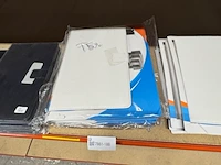 Ca. 94x tablethoes samsung, diverse kleuren - afbeelding 13 van  13