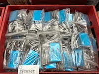 Ca. 97x gatenmal set met transportkratten - afbeelding 1 van  4