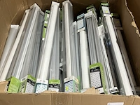 Ca. 97x rolgordijnen decosol, diverse kleuren - afbeelding 1 van  6