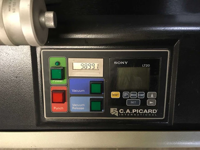 Ca picard - 2001 - xpf-3065 - film punch (post plotter) - afbeelding 6 van  8