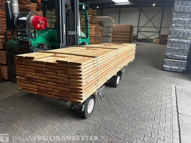 Ca,100x douglas zweeds rabat , 23x180mm, lengte 400cm - afbeelding 1 van  3