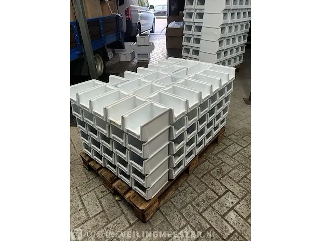 Ca.100x magazijnbakken, grijs / chroom - afbeelding 1 van  4