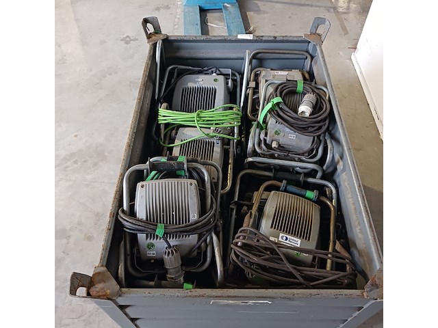 Ca.15x bouwlamp led - afbeelding 10 van  11